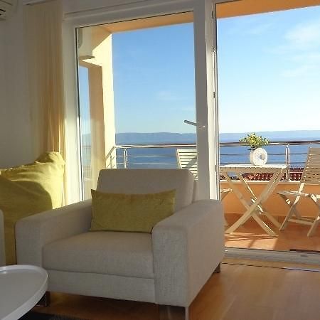Apartment Lara Макарска Стая снимка