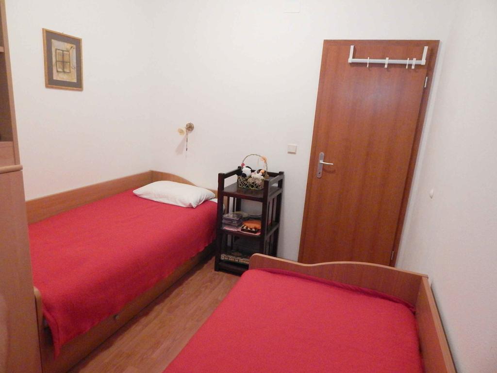 Apartment Lara Макарска Стая снимка
